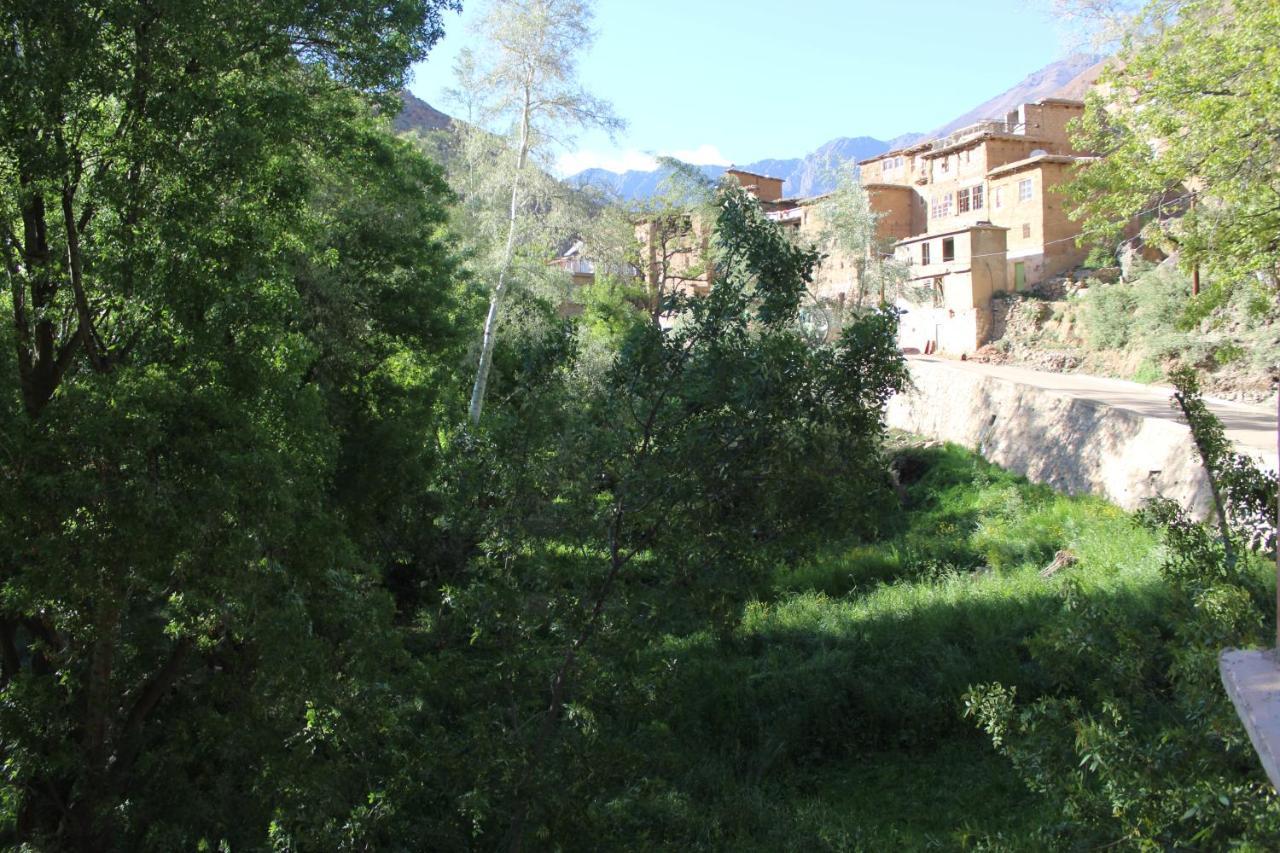 Auberge Toubkal Amsouzart Aitst Idar Tizgui Exterior foto